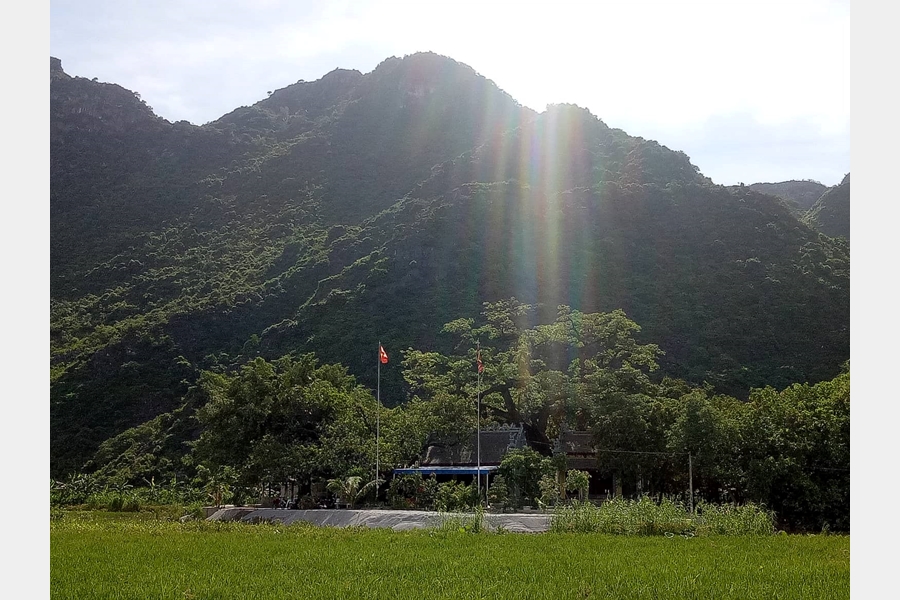 Đền Mẫu Nam Sơn Linh Từ: Ngôi đền thiêng giữa lòng núi hiểm Hà Nam
