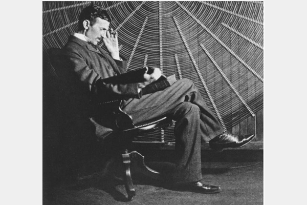 Tầm nhìn tương lai của Nikola Tesla đã thành hiện thực