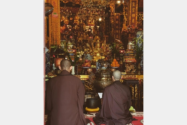 Phân biệt cầu an và cầu siêu trong đạo Phật?