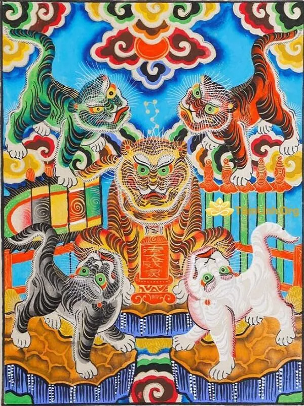 Quan Ngũ Hổ thần tướng uy linh trấn giữ ngũ phương điện thờ Mẫu